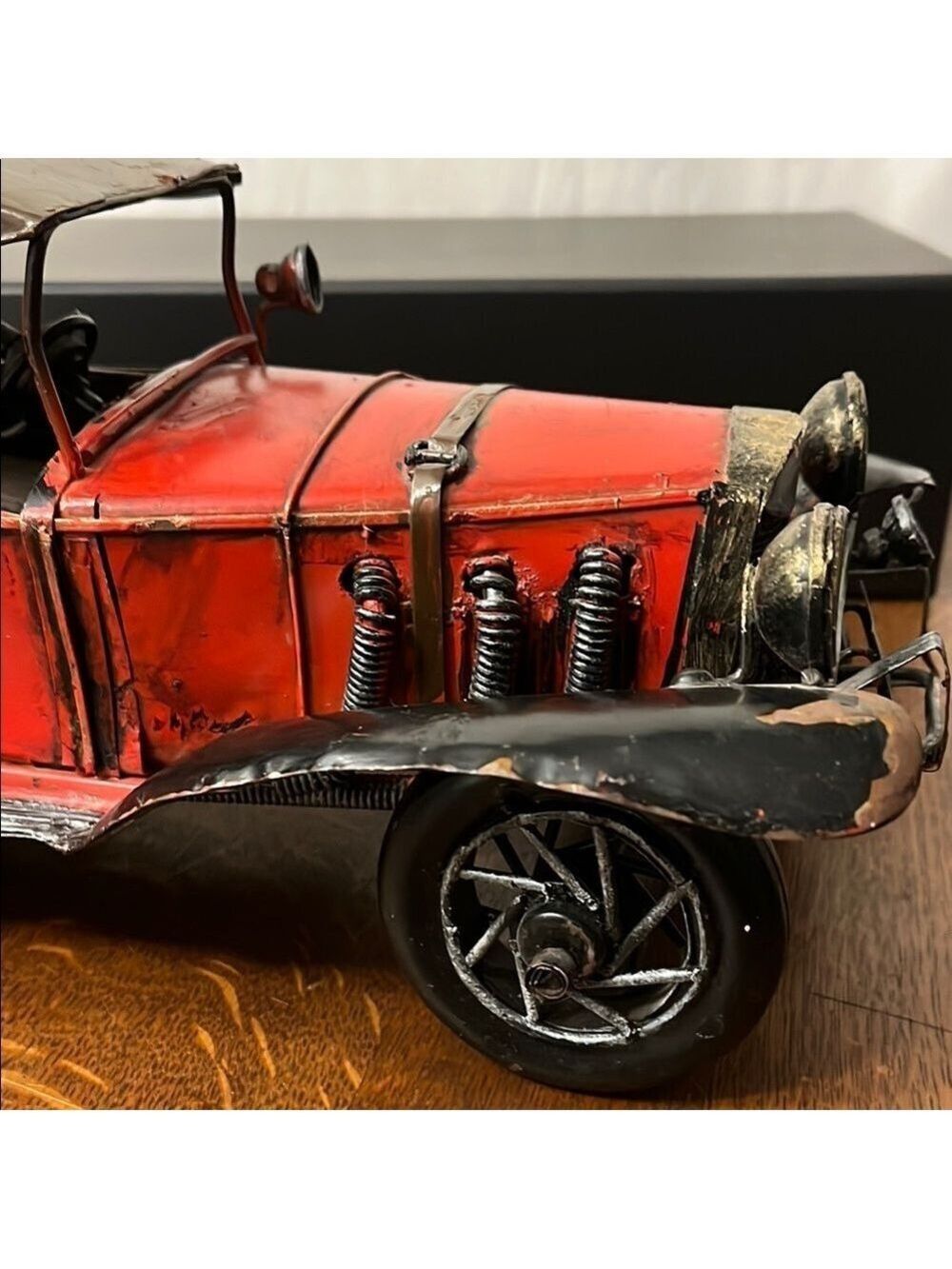 Red Metal Vintage Model Car - Picture 7 of 9
